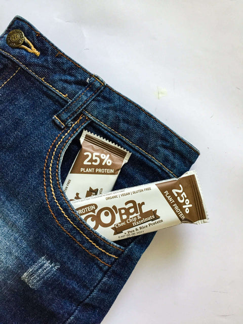 Био протеинов шоколад с чипс и лешници